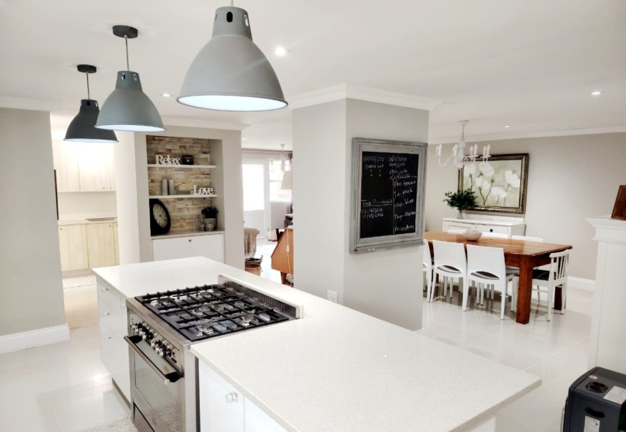 4 Bedroom Property for Sale in Nahoon Eastern Cape